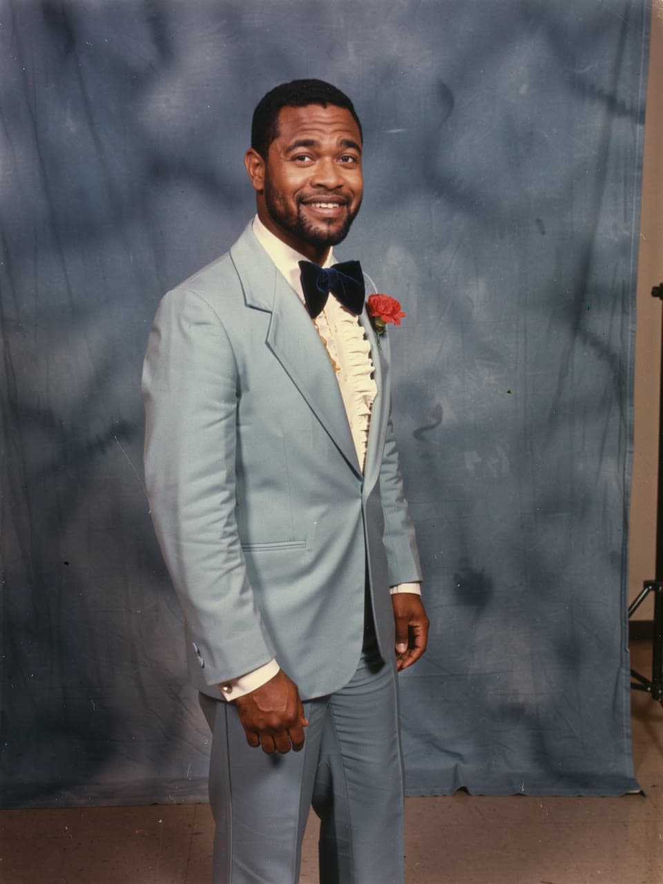 From the paint aisle to prom night, 1976, a real run on Leap