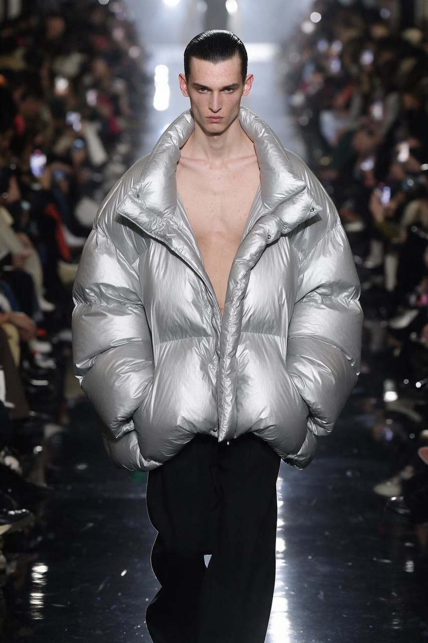 The photo teal hair on a fashion week runway started from