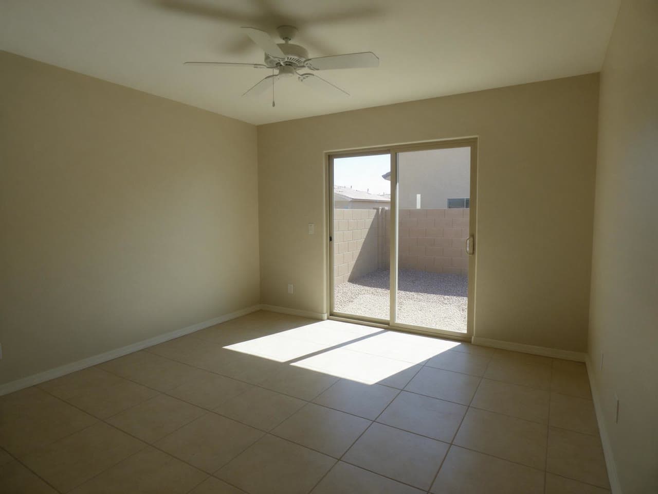 The photo empty new build, staged modern luxury started from